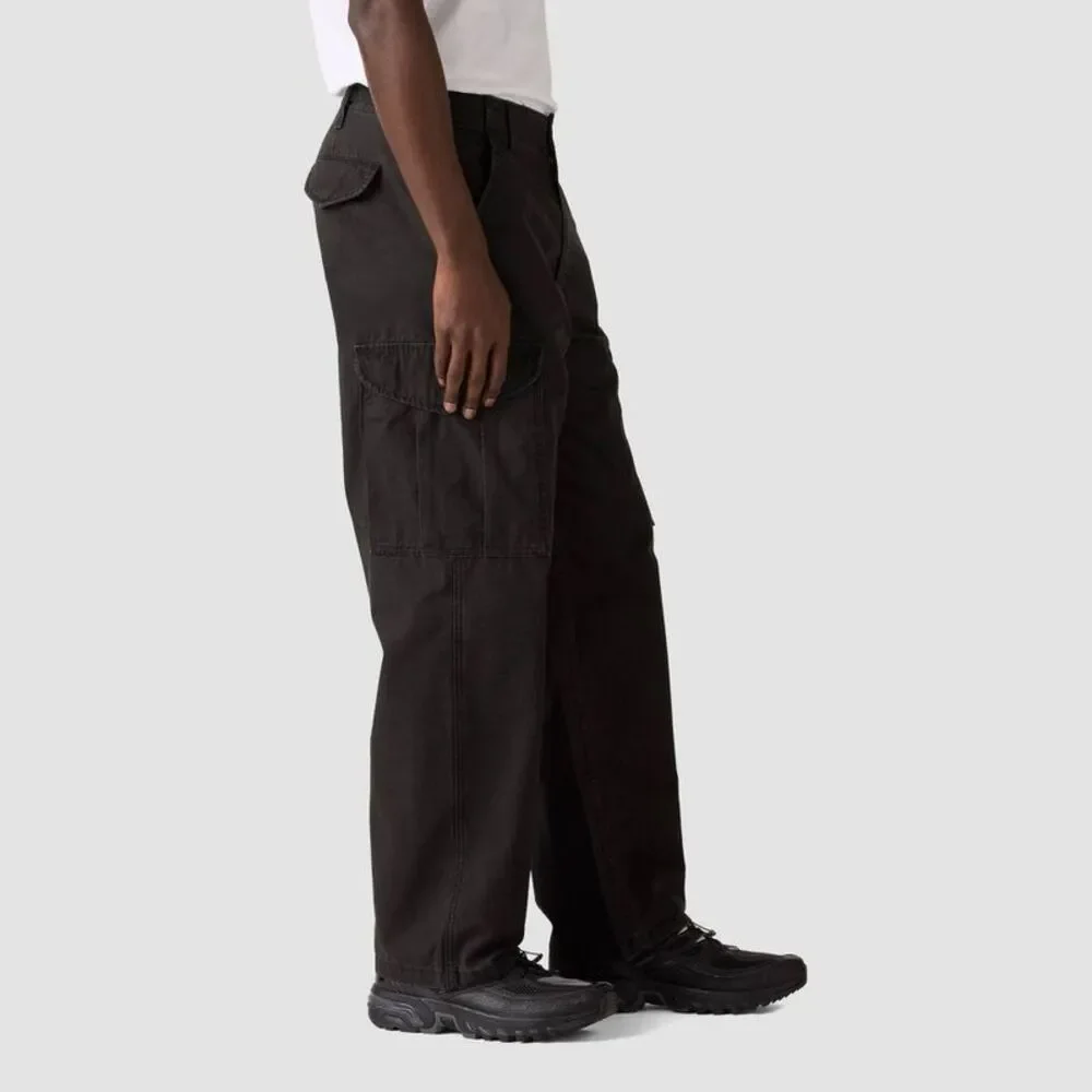 Levis baggy through